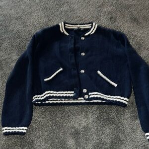 Navy blue cropped sweater